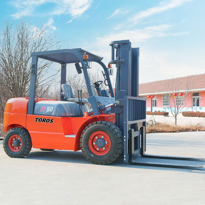 Schwerlast-Dieselstapler mit 2–3 Tonnen und einer Gesamtlänge von 3–4 Metern