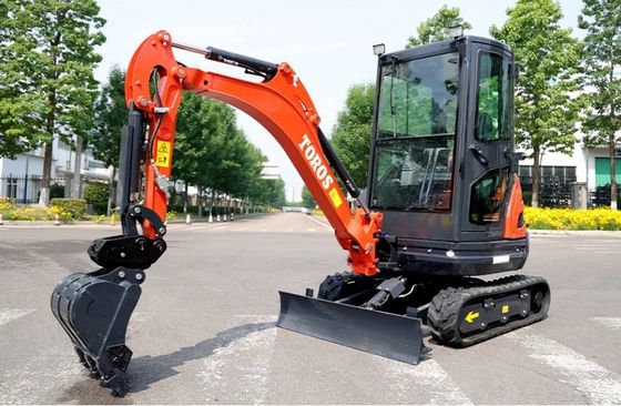 Crawler Toros Minibagger 2,6 Tonnen Kleinbagger für die Straßenreparatur