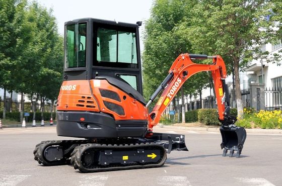 Crawler Toros Minibagger 2,6 Tonnen Kleinbagger für die Straßenreparatur